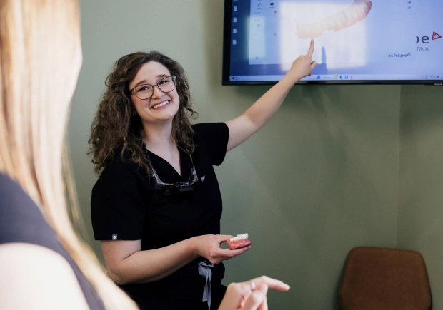Cosmetic Gum Shaping